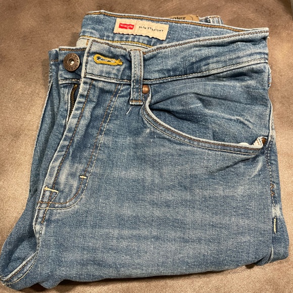 Wrangler Slim Straight Jean - Picture 3 of 3
